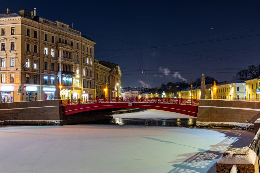 Красный мост