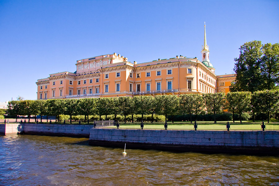 Михайловский замок