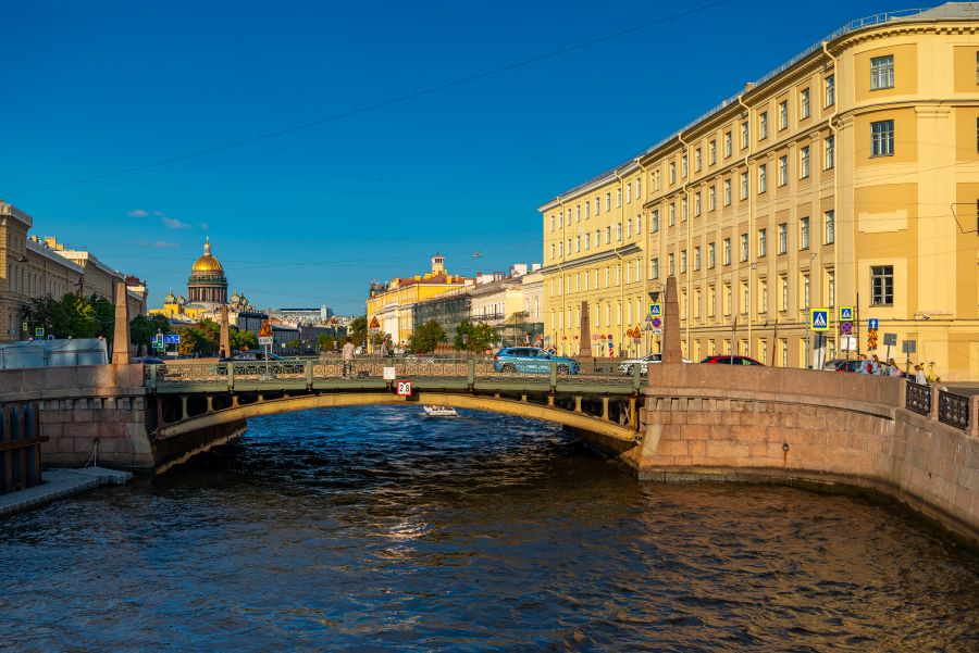 Поцелуев мост