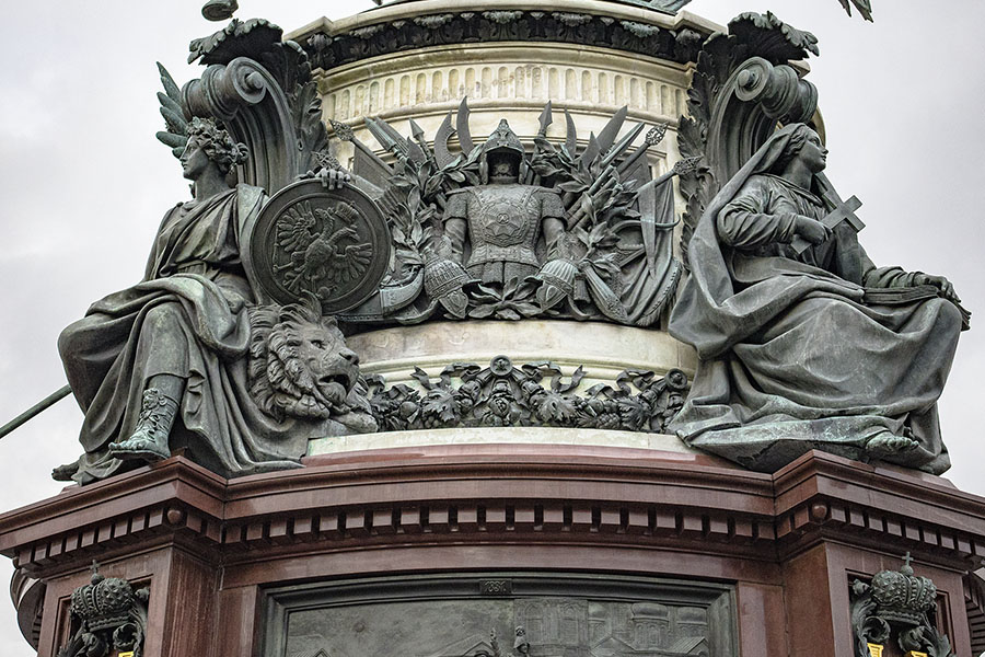Николай I - памятник в Петербурге